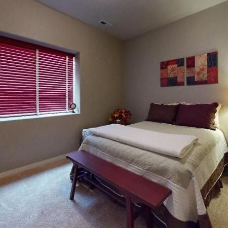 120 Winding Meadow By Vacation Rentals For You Monument Экстерьер фото