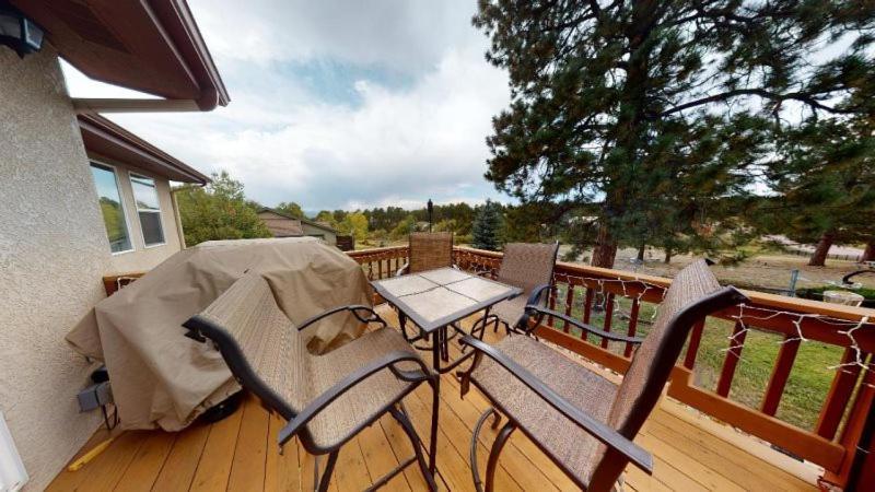 120 Winding Meadow By Vacation Rentals For You Monument Экстерьер фото